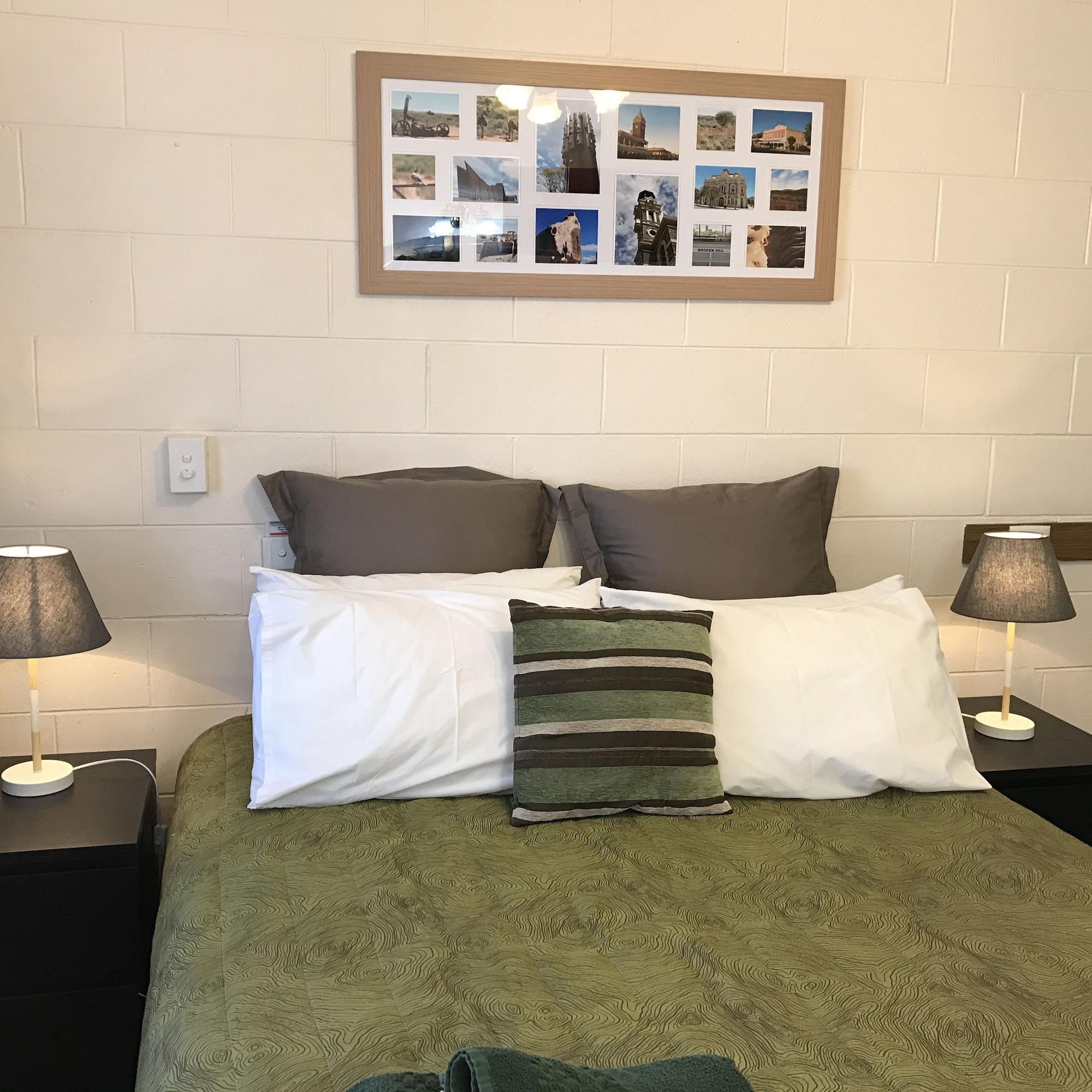 The Lodge Outback Motel Broken Hill Eksteriør billede