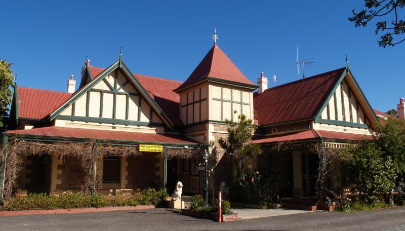 The Lodge Outback Motel Broken Hill Eksteriør billede