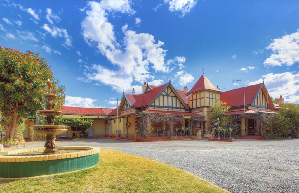 The Lodge Outback Motel Broken Hill Eksteriør billede